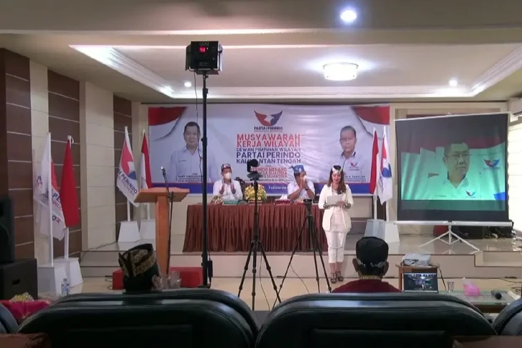 Gelar Muskerwil, Partai...