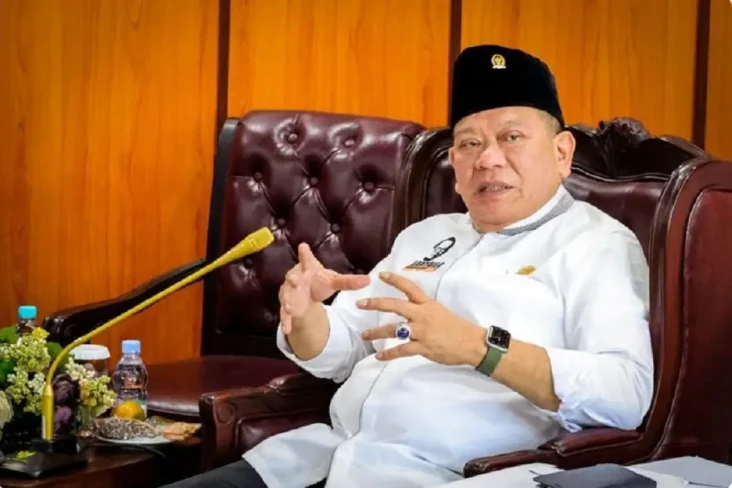 Banyak Saldo Pemda Mengendap...