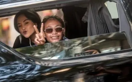 Ini 4 Selebriti Viral...