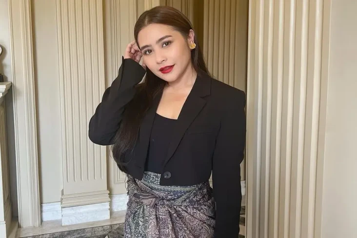 Prilly Latuconsina Ungkap...