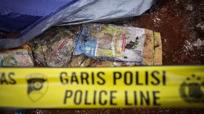 Soal Bansos Jokowi Dikubur...