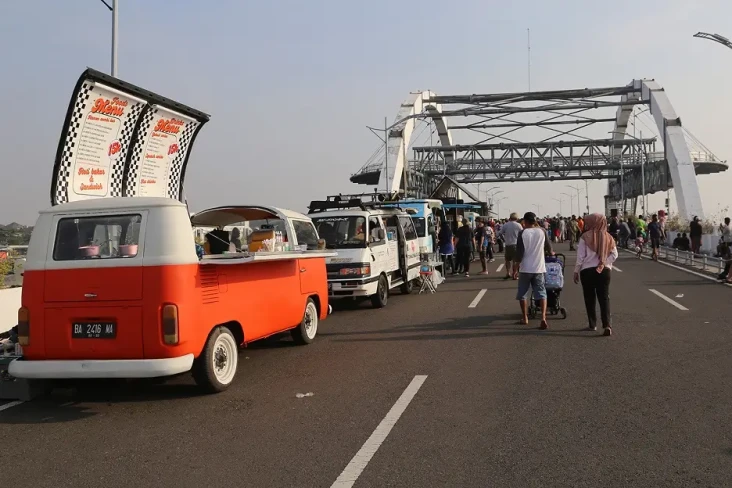 Jembatan Suroboyo Jadi...