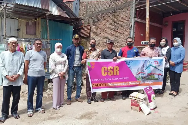Rayakan HUT ke-7, Dalton...