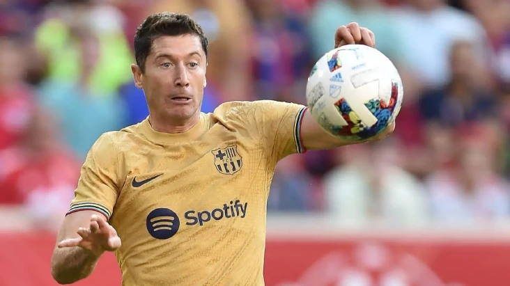 Robert Lewandowski Pamitan...