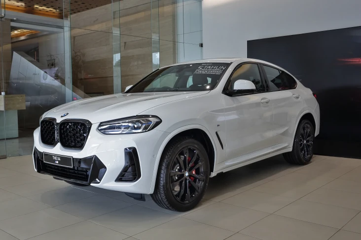 BMW X4 M Sport Bidik...