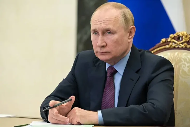 Putin: Sanksi pada Rusia...