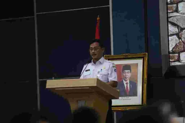 DKI Gelar Seminar Publik...