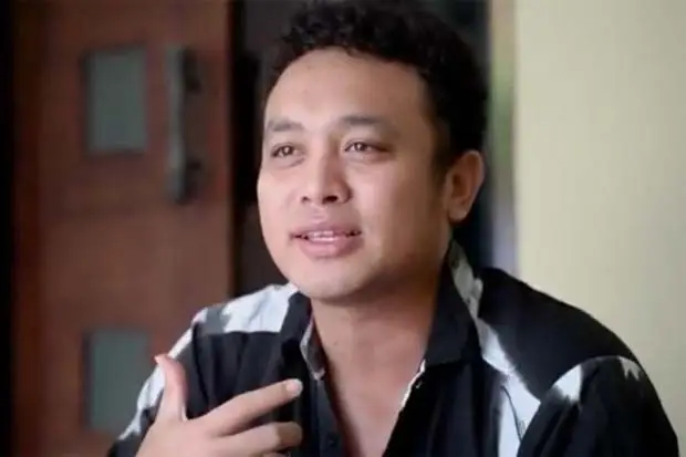 Sang Ayah Kritis, Gilang...