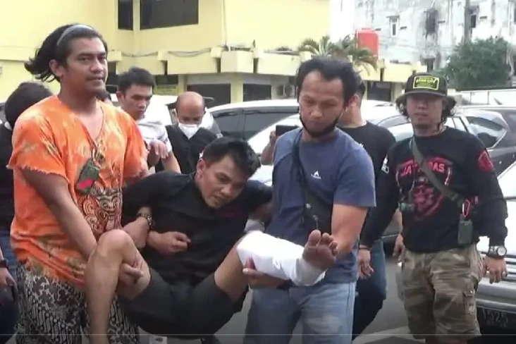 Komplotan Pembobol 26...