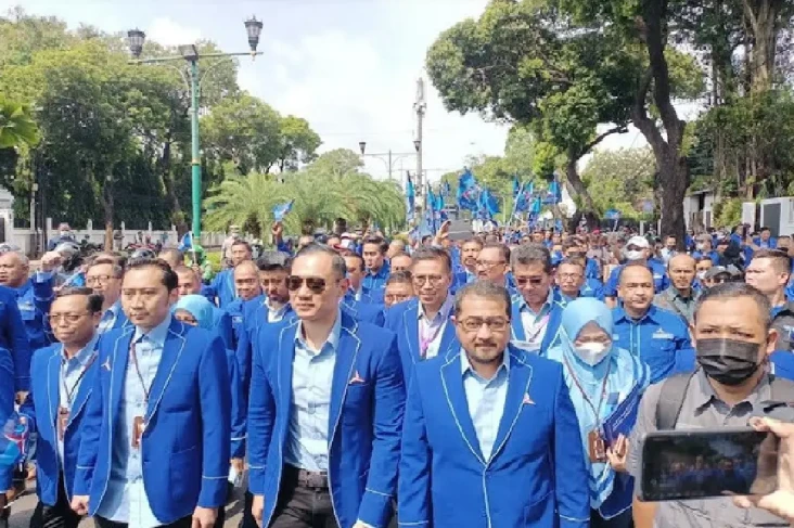 AHY Daftarkan Demokrat...