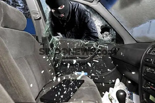Bobol Mobil L300, Maling...