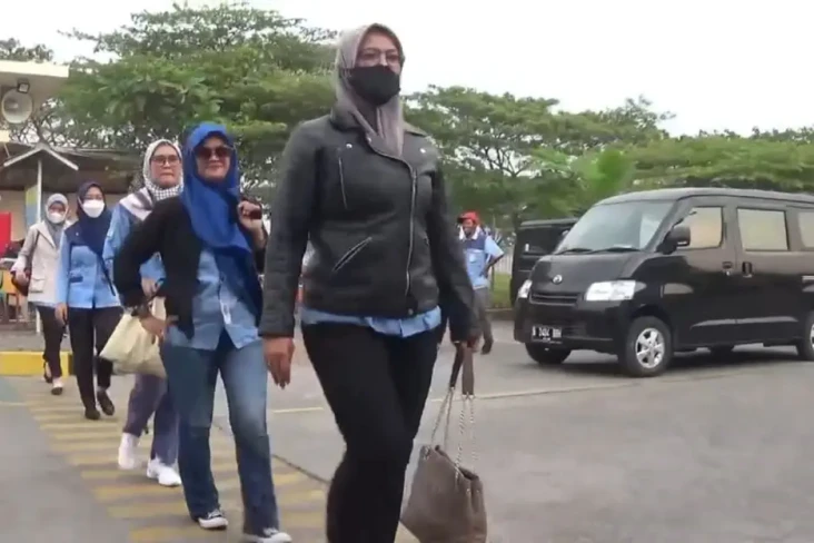 Demam Citayam Fashion...