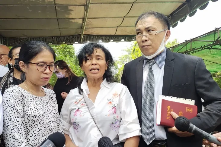 Istri Ungkap Eddy Gombloh...