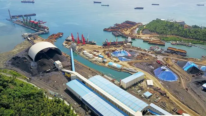 Perusahaan Tambang China...