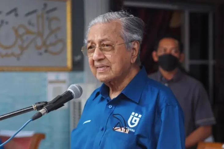 Mahathir Bikin Gerakan...