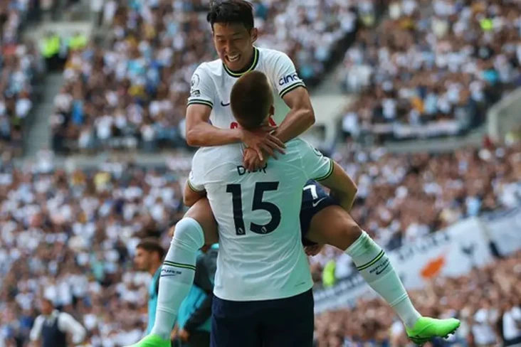 Hasil Liga Inggris 2022/2023:...