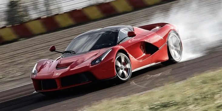 Ngeri, 23.555 Ferrari...