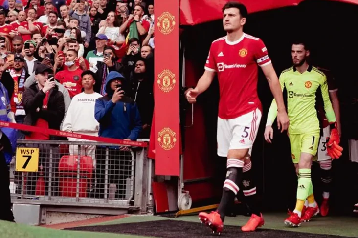 Manchester United Dibekuk...
