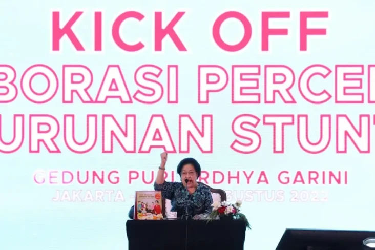 Megawati Semangati Ibu...