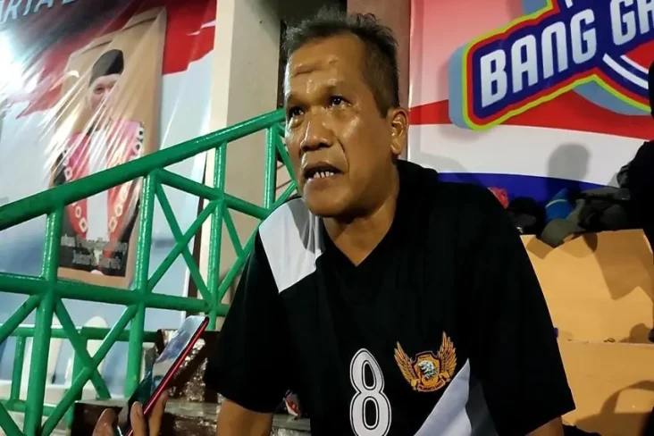 Ikut Turnamen Sepak...