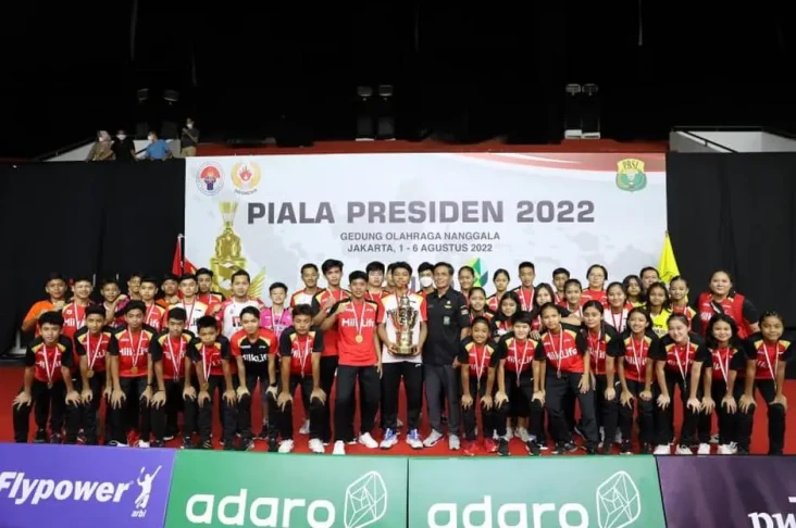 Pebulu Tangkis Muda...