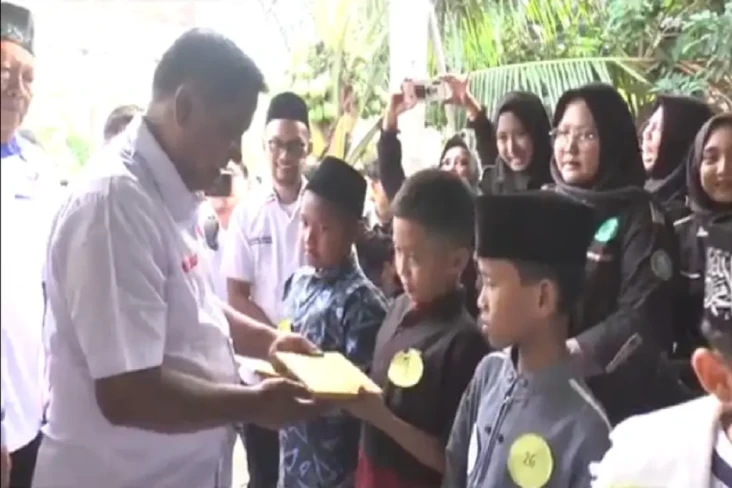 Peringati Tahun Baru...