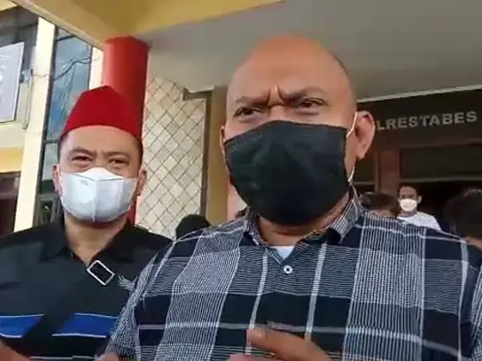 Disiram Air Keras saat...