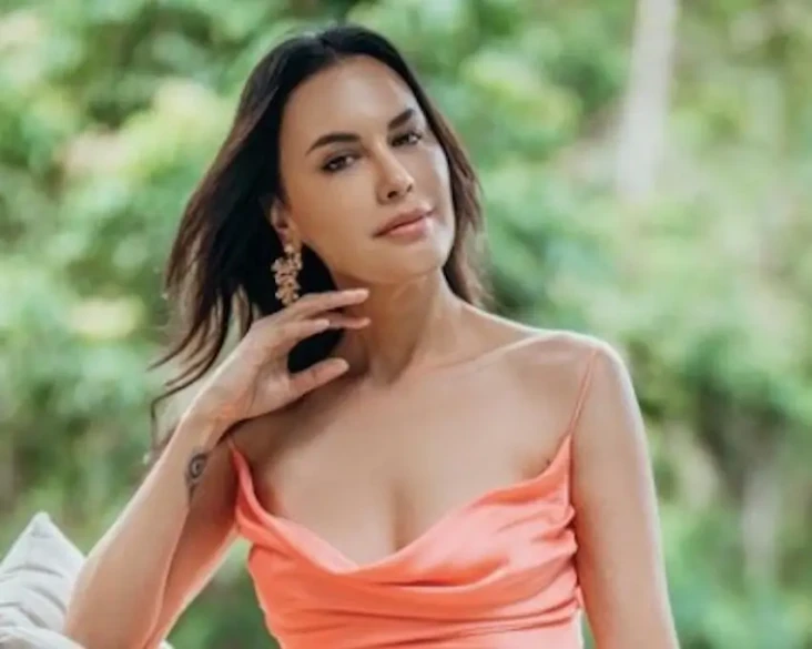 Sophia Latjuba Ulang...