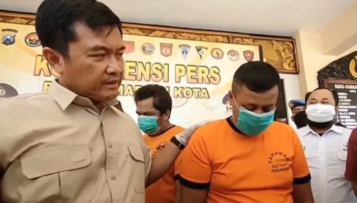 Edan! Pilot Gadungan...