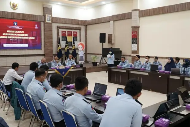 Kemenkumham Sulsel Sosialisasi...