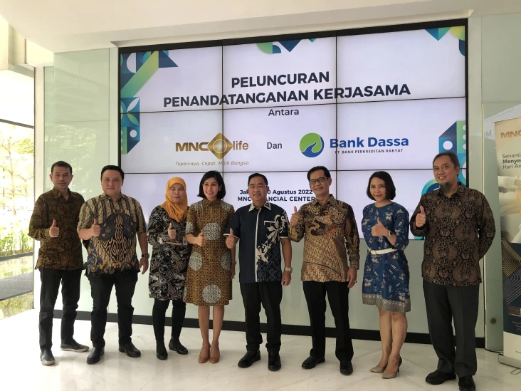 Jalin Kerja Sama dengan...