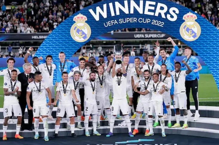 Piala Super Eropa 2022,...