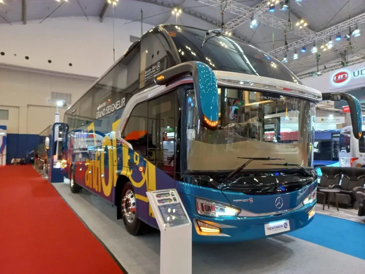 Kupas Tuntas Bus Bangsawan...
