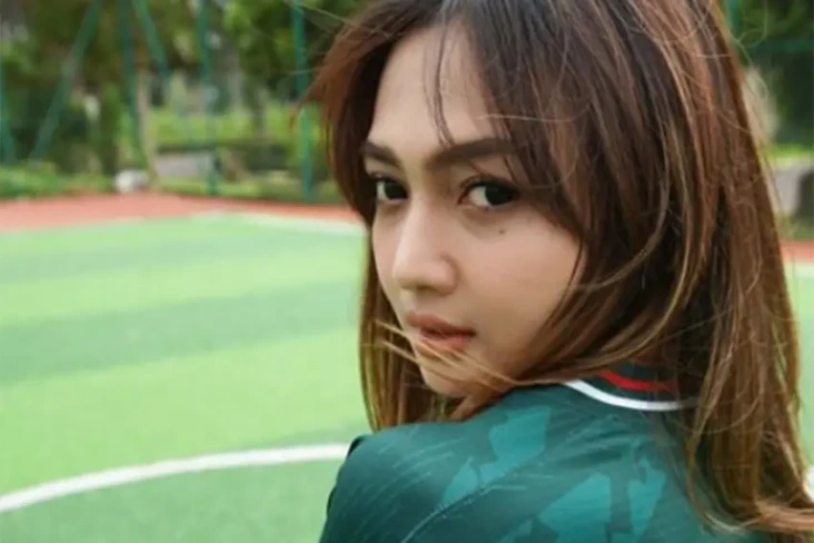 Anak Riesca Rose Ikut...
