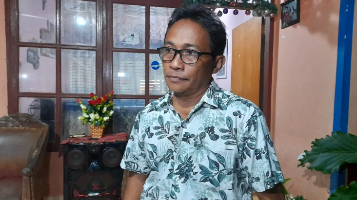 Keluarga Bharada E Ditelepon...