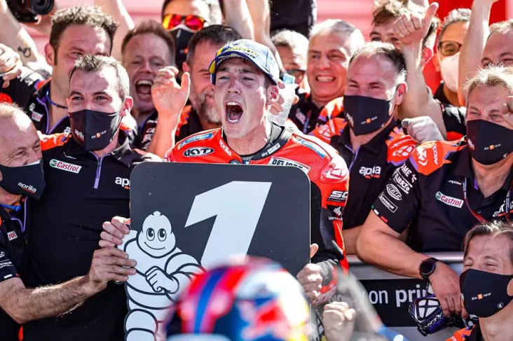 Aleix Espargaro Waspadai...