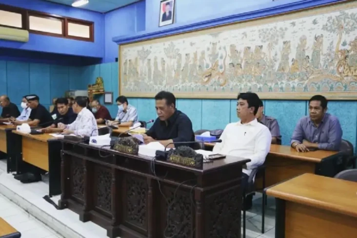 Bangun Pusat Kebudayaan...