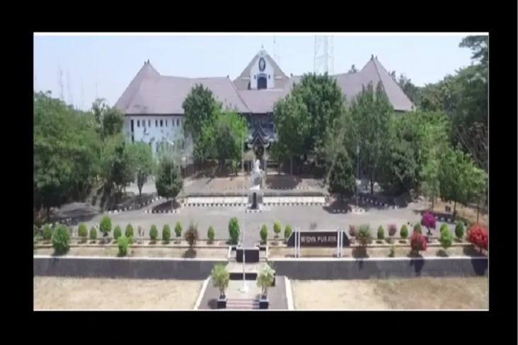 Undip Terima Mahasiswa...