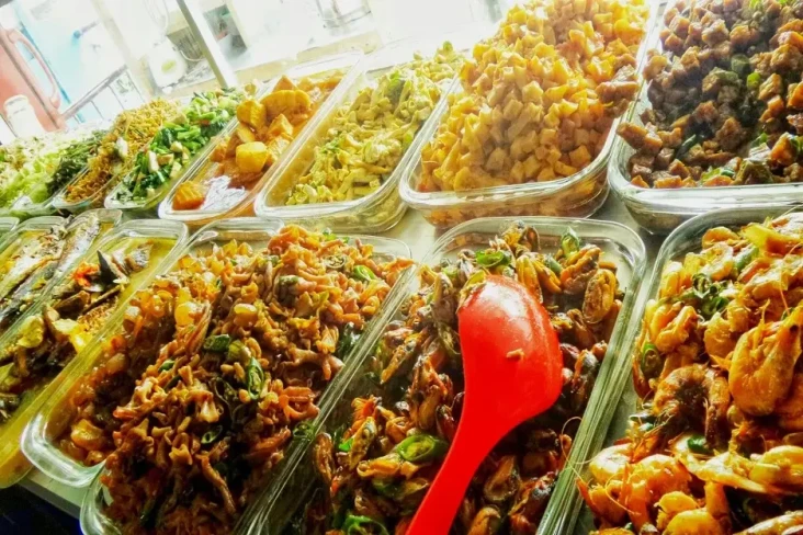 5 Makanan Warteg Rendah...