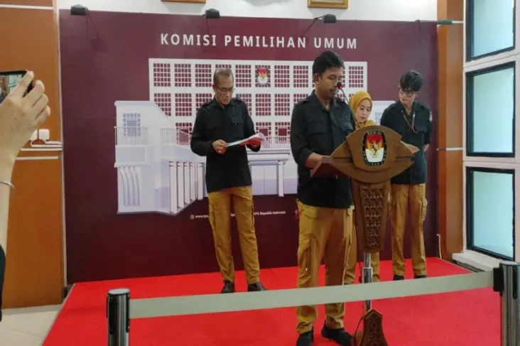 9 Parpol Jadwalkan Daftar...