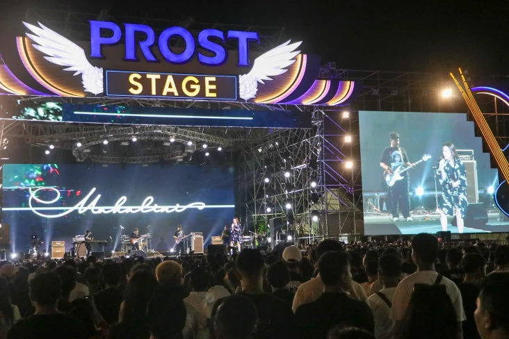 Konser Sukses, Prost...