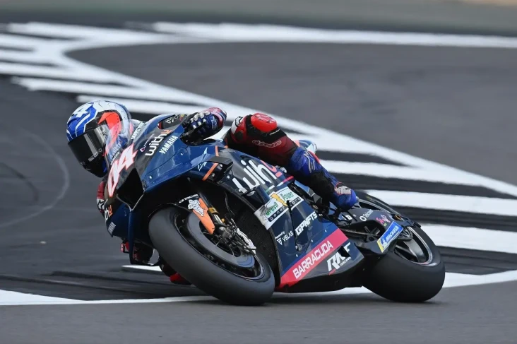 Pensiun dari MotoGP,...