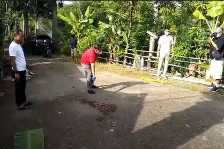 Geger! Pemuda Tergeletak...