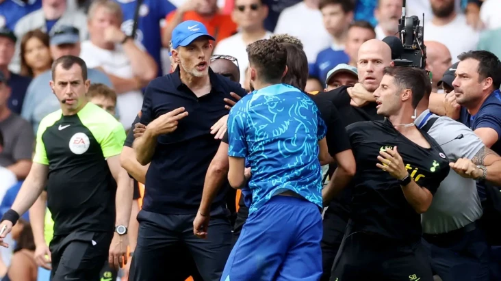 Lini Depan Chelsea Tumpul,...