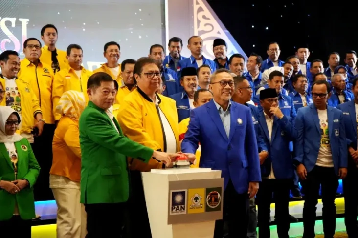 Pengamat Nilai Politik...