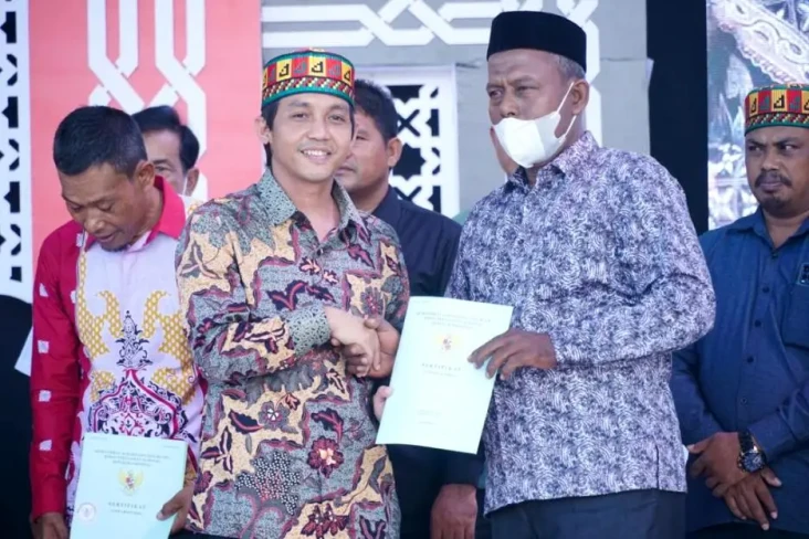 Wamen ATR/BPN Raja Juli...