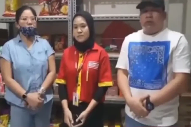 Viral! Ibu Bermobil...