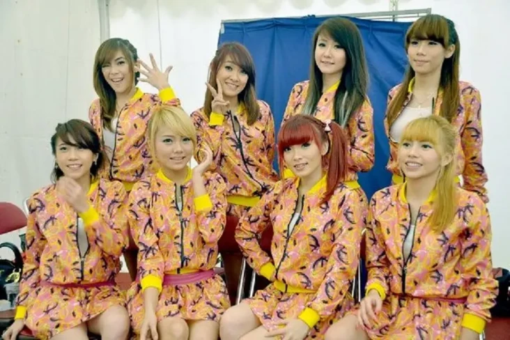 4 Boyband dan Girlband...