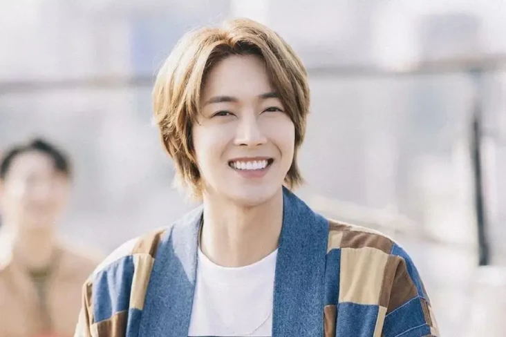 5 Artis Korea yang Dipaksa...