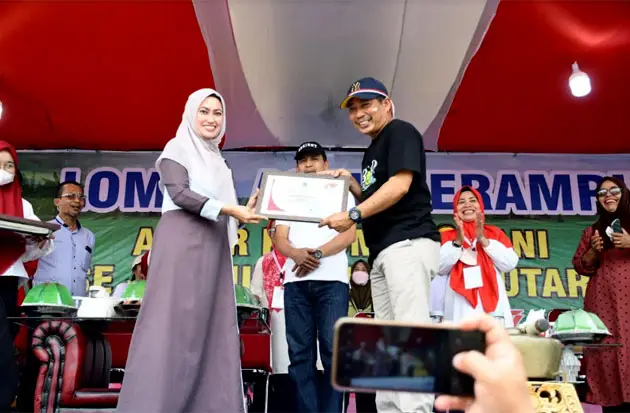 Bupati Luwu Utara Dorong...